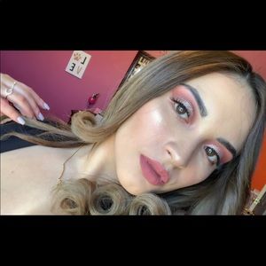 Meet your Posher, Karla